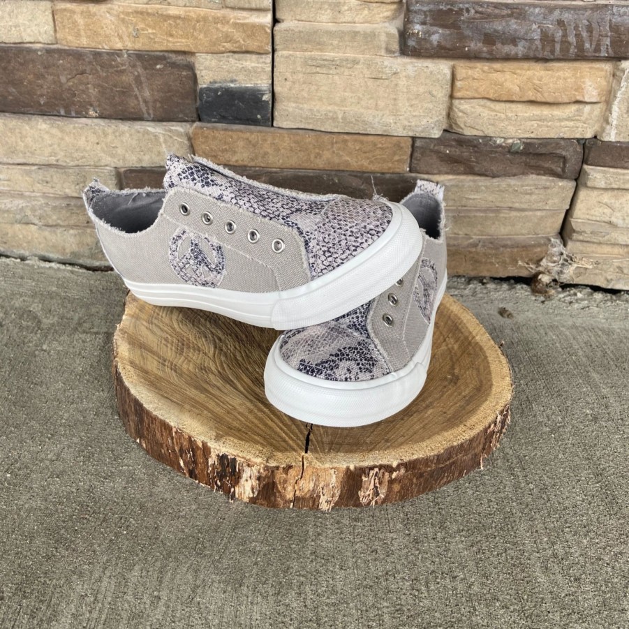 Boots & Shoes * | Western Edge Grey Snake Print Sneaker