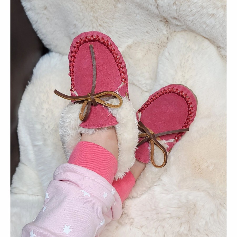 Boots & Shoes * | Minnetonka Moccasins Minnetonka Pink Suede "Charley" Children'S Slippers